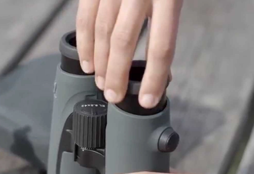 clean binocular lenses fogged up