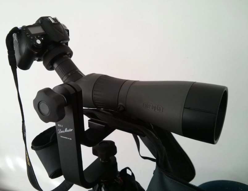 how to use digiscoping adapter